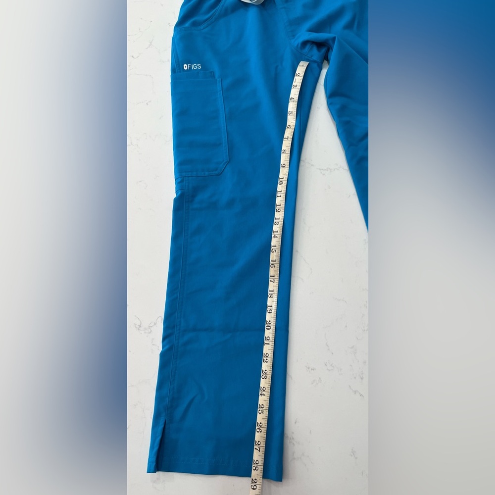 Figs Scrub Pants - Picture 4 of 11